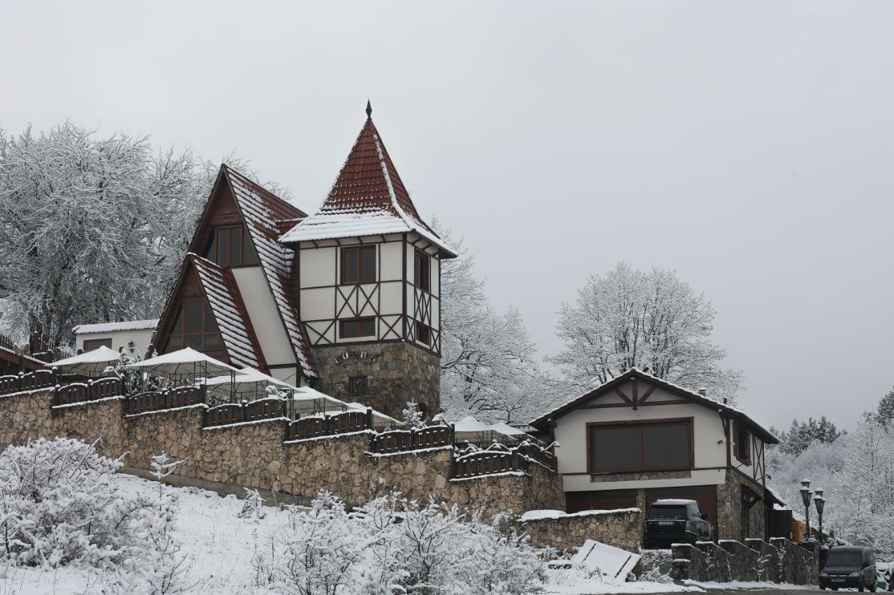 Alpine Castle Hotel Dilijan Eksteriør billede