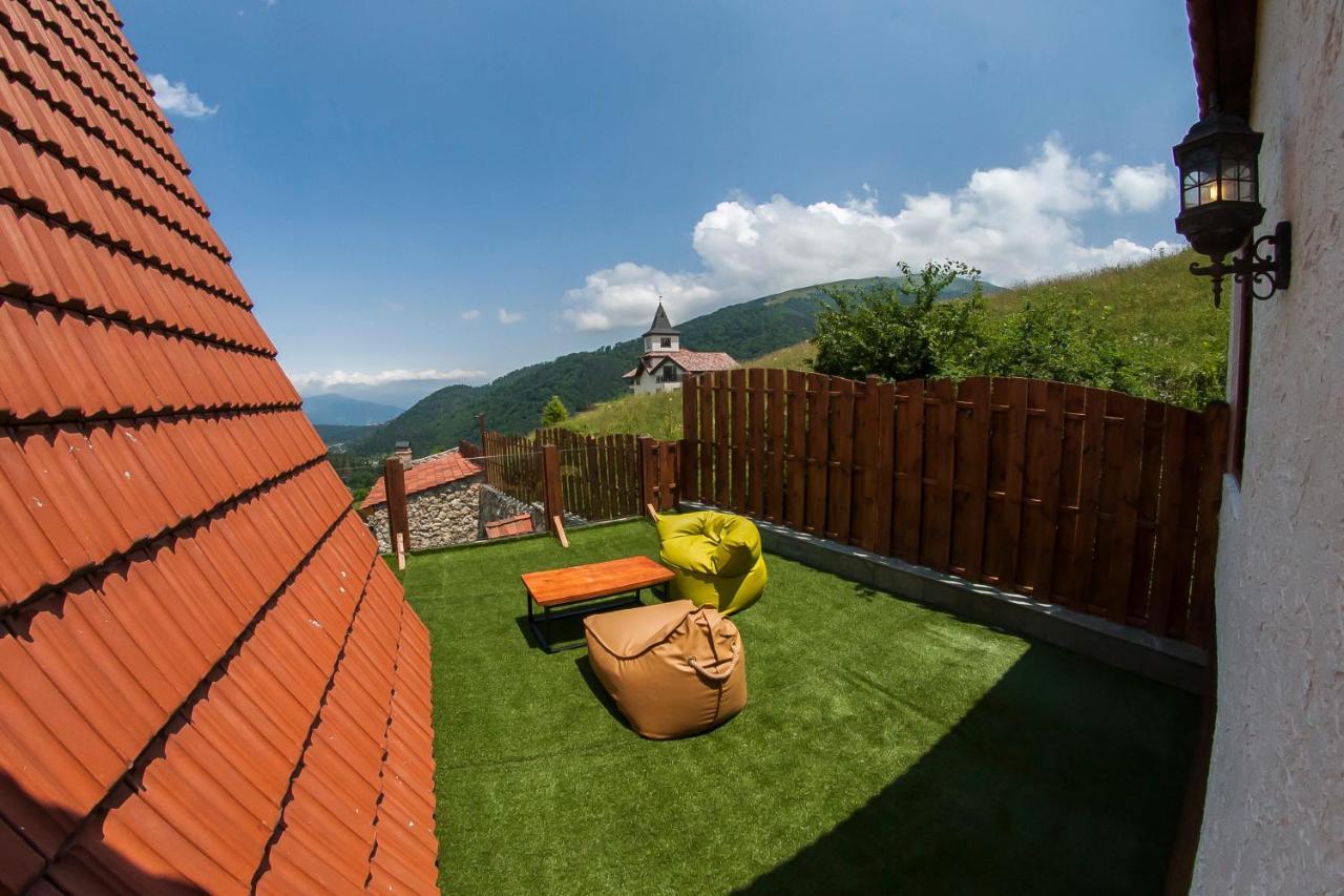 Alpine Castle Hotel Dilijan Eksteriør billede