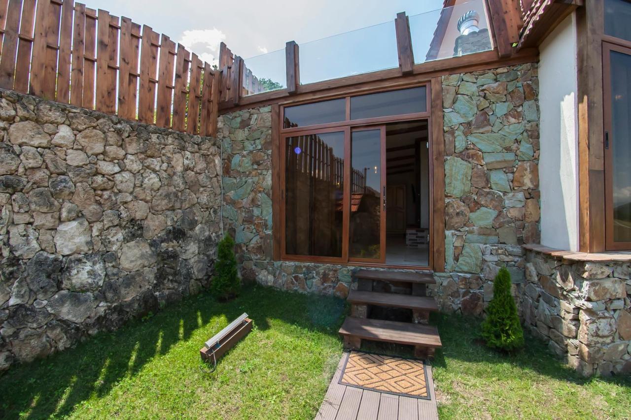 Alpine Castle Hotel Dilijan Eksteriør billede