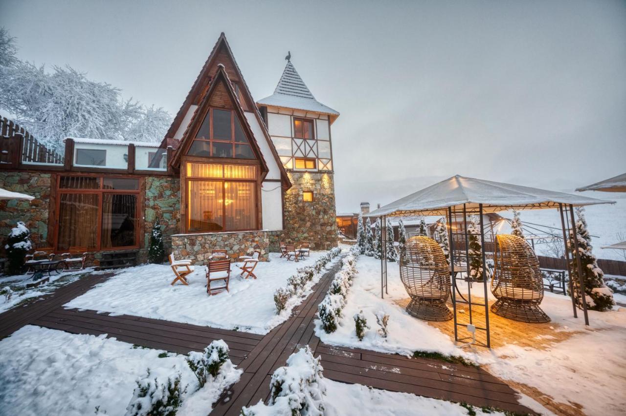 Alpine Castle Hotel Dilijan Eksteriør billede