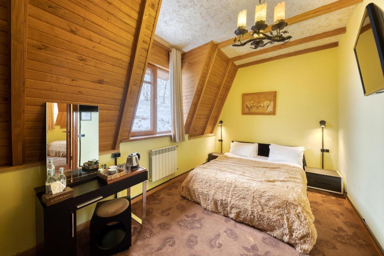 Alpine Castle Hotel Dilijan Eksteriør billede