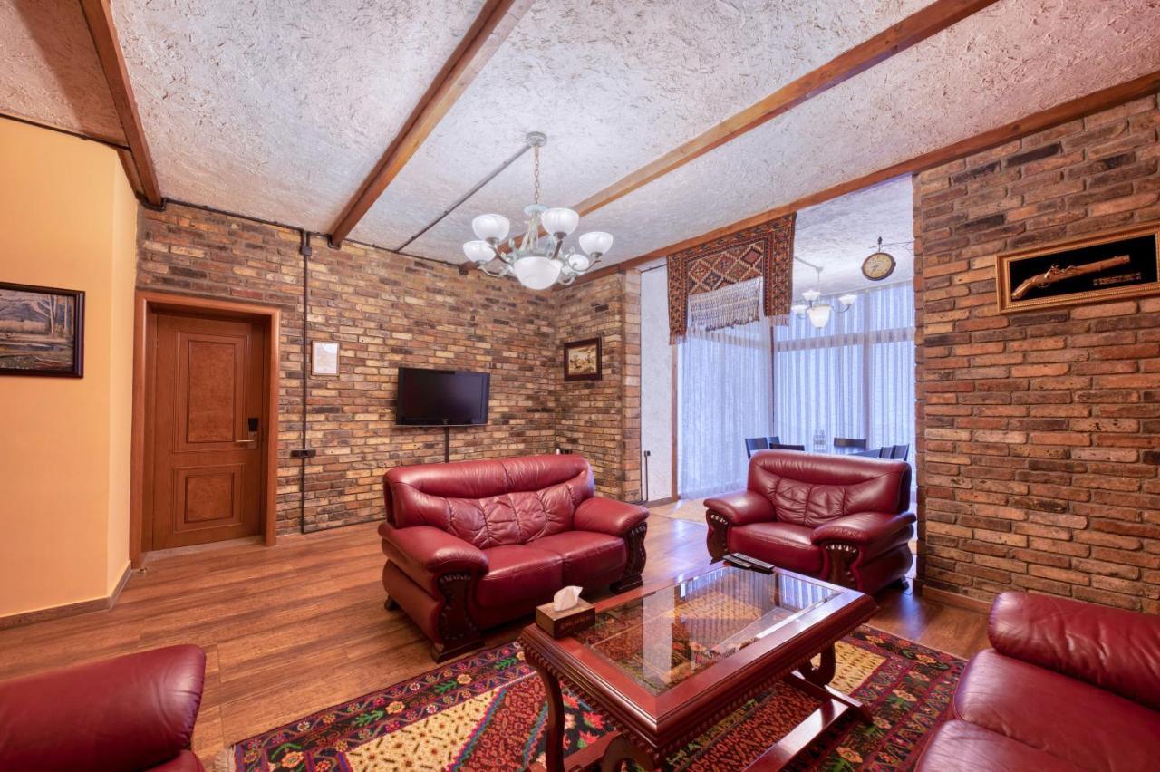 Alpine Castle Hotel Dilijan Eksteriør billede