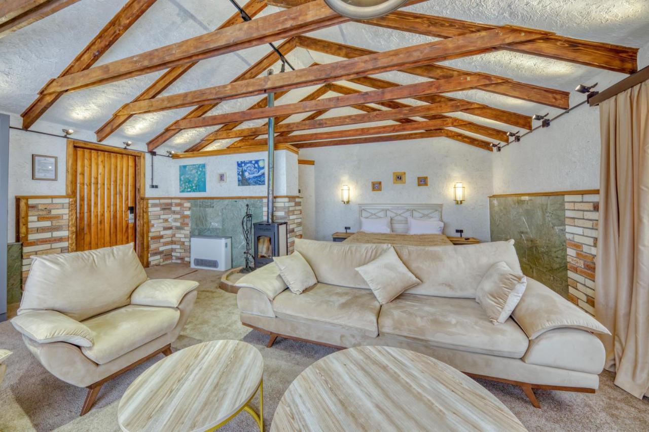 Alpine Castle Hotel Dilijan Eksteriør billede