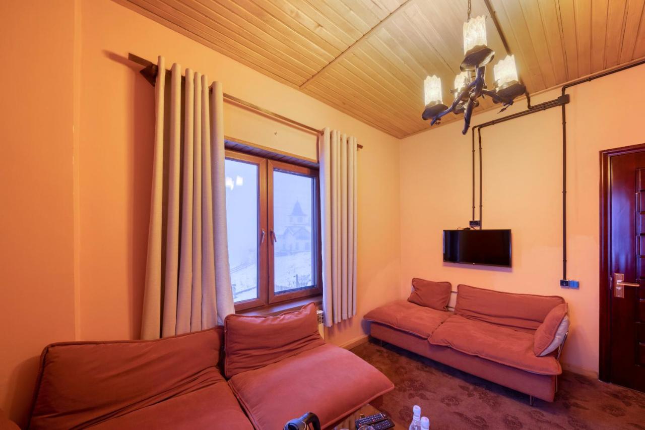 Alpine Castle Hotel Dilijan Eksteriør billede