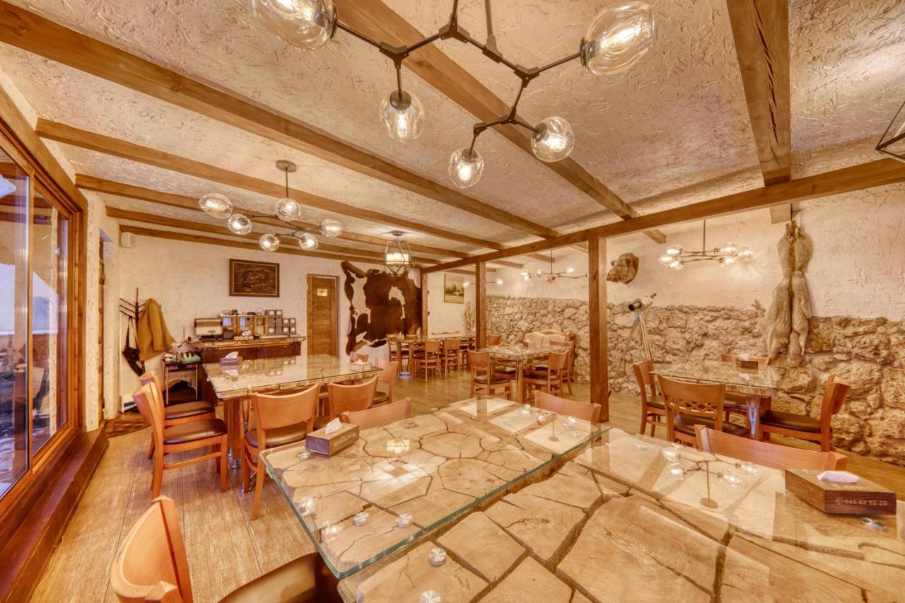 Alpine Castle Hotel Dilijan Eksteriør billede