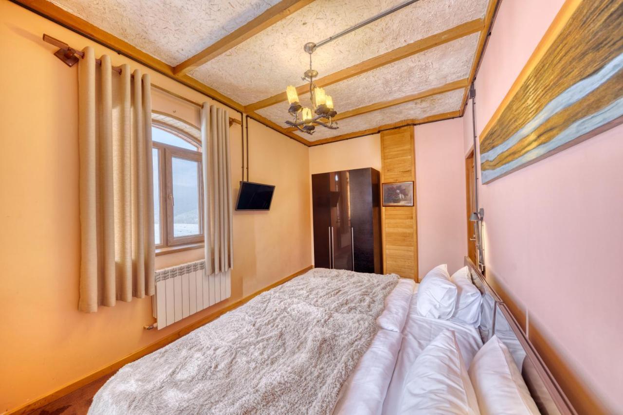 Alpine Castle Hotel Dilijan Eksteriør billede