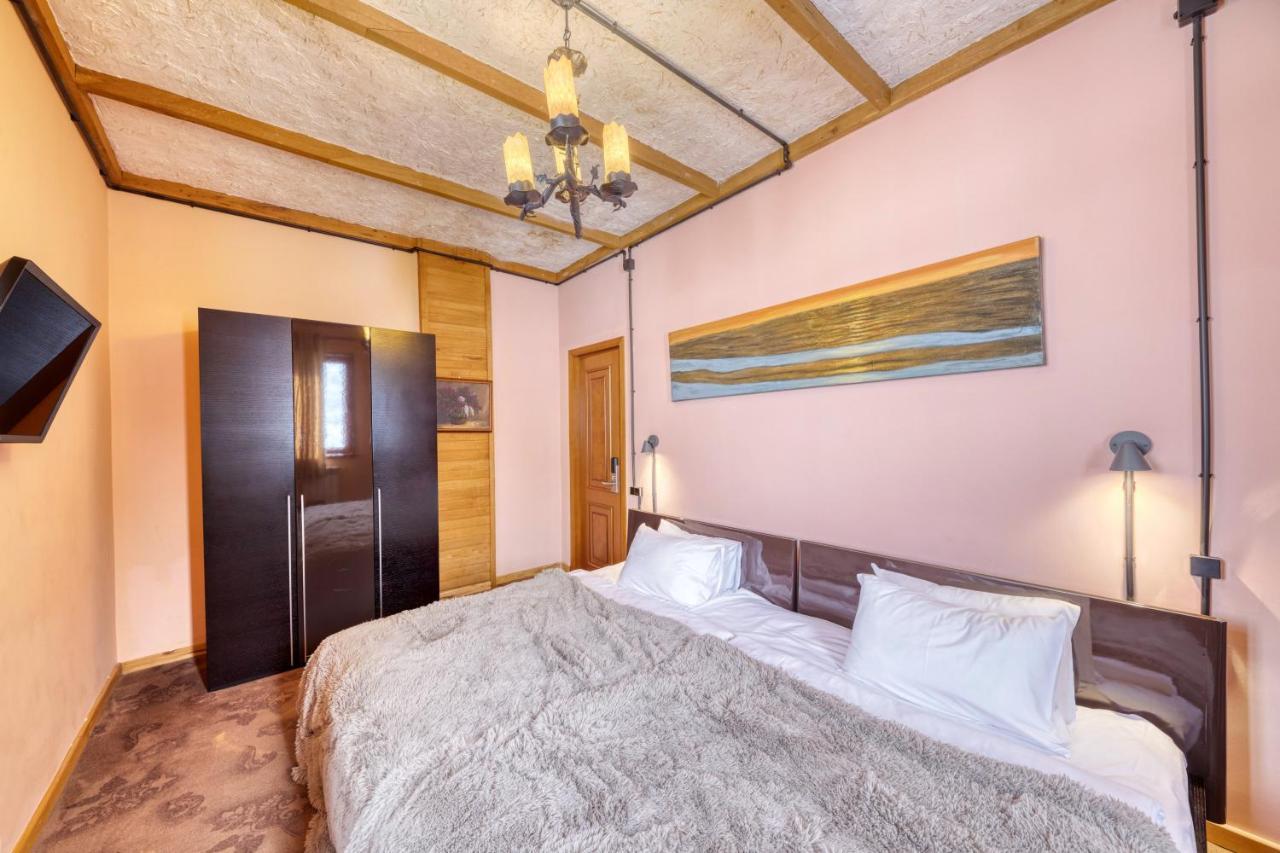 Alpine Castle Hotel Dilijan Eksteriør billede